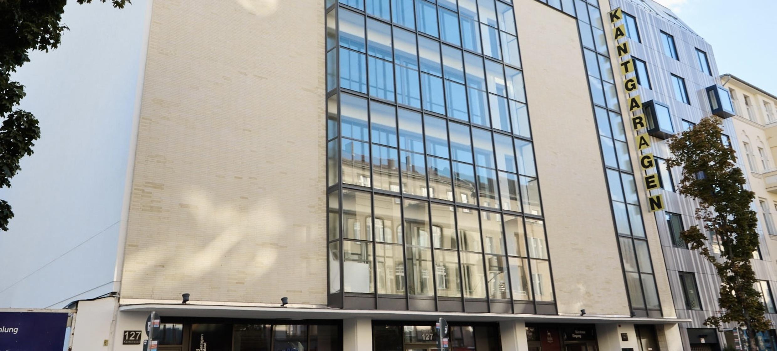 Kant-Garagenpalast  2