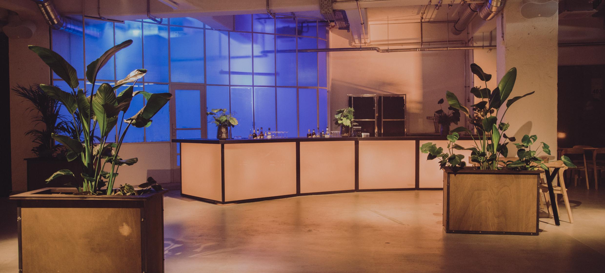 Kant-Garagenpalast  3