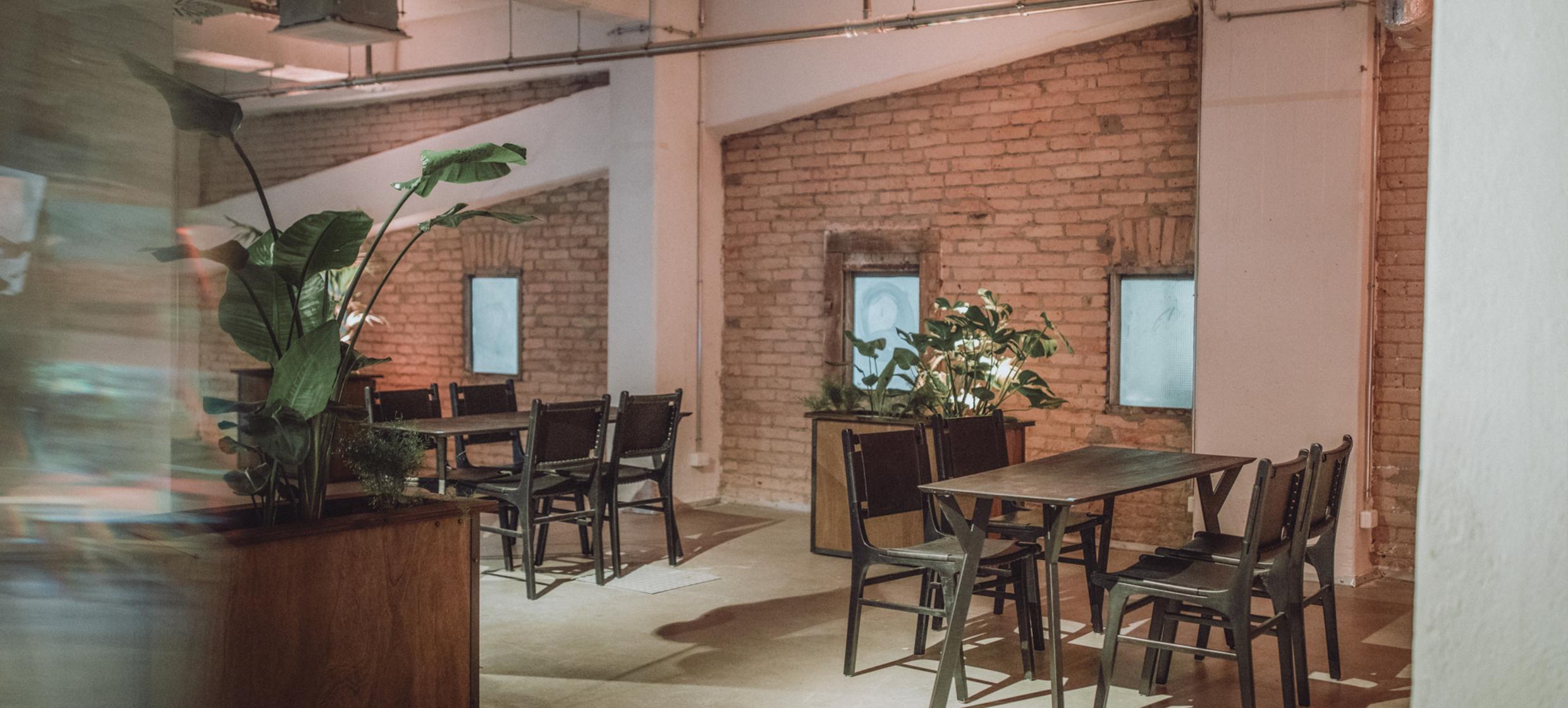 Kant-Garagenpalast  11