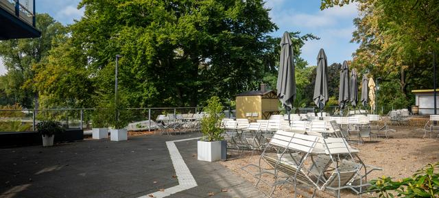 Park-Café in Köln / Kalk 15