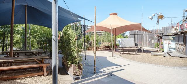 Sommerfest mit urbanem Charme in Säälchen auf dem Holzmarkt / Berlin 7