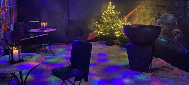 Schwarze Heidi Fonduehütte in Berlin / Friedrichshain 7