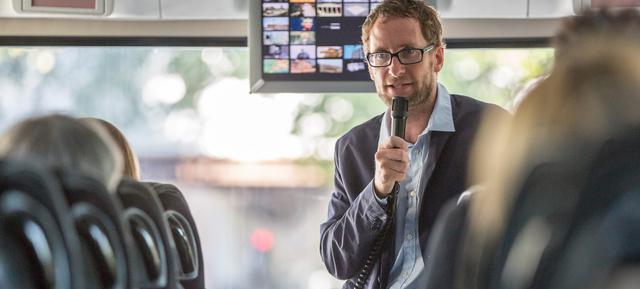 Multimediale Zeitreise mit dem Bus in Zeitreisen 2