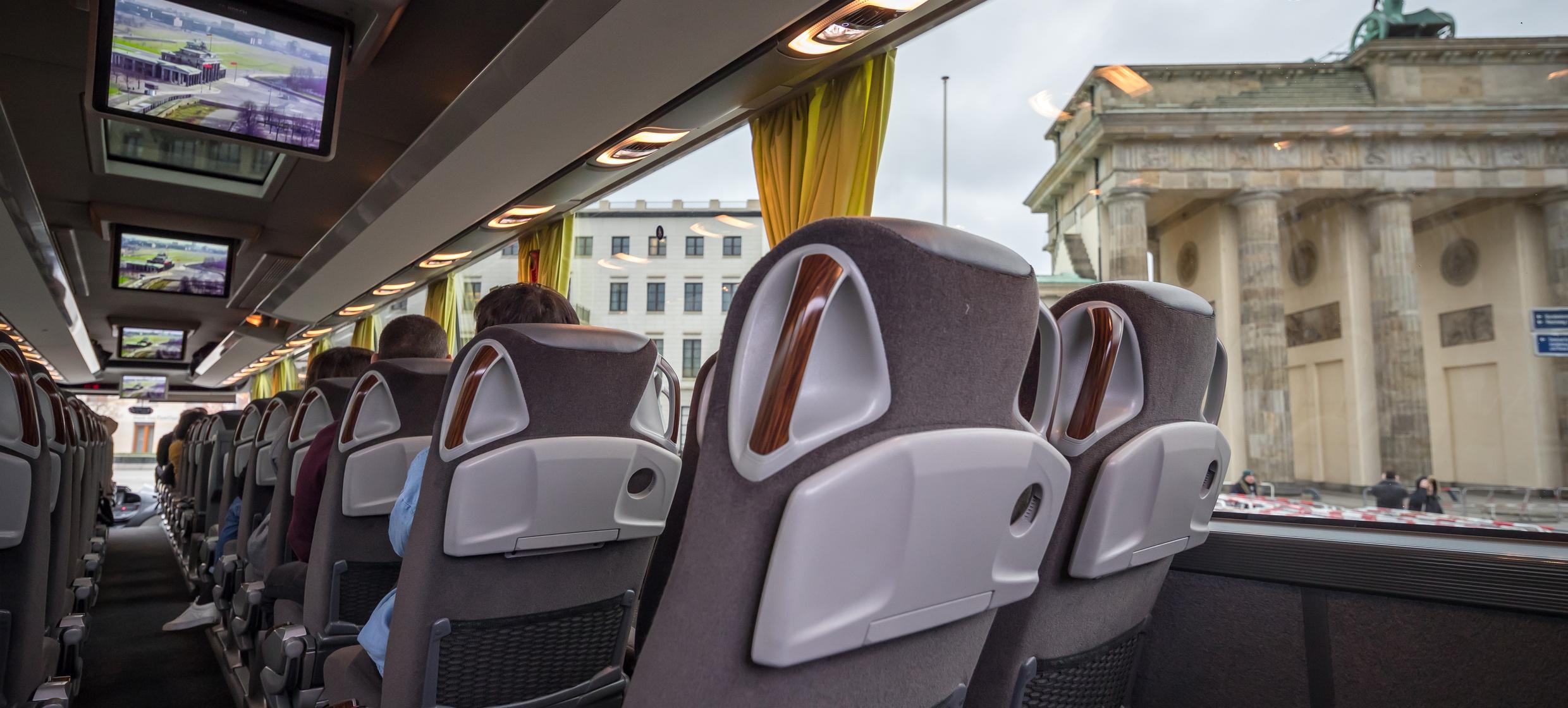 Multimediale Zeitreise mit dem Bus 3