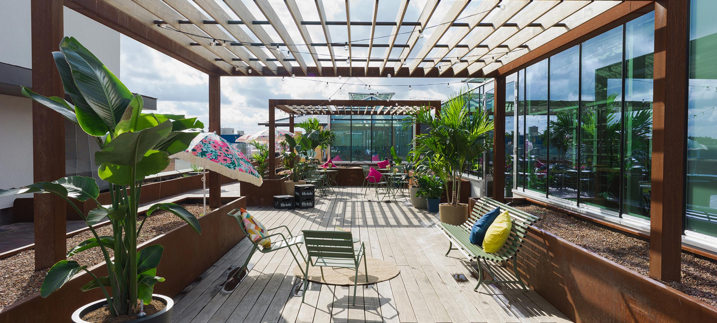 Sommerfest über Dächern Berlins 8