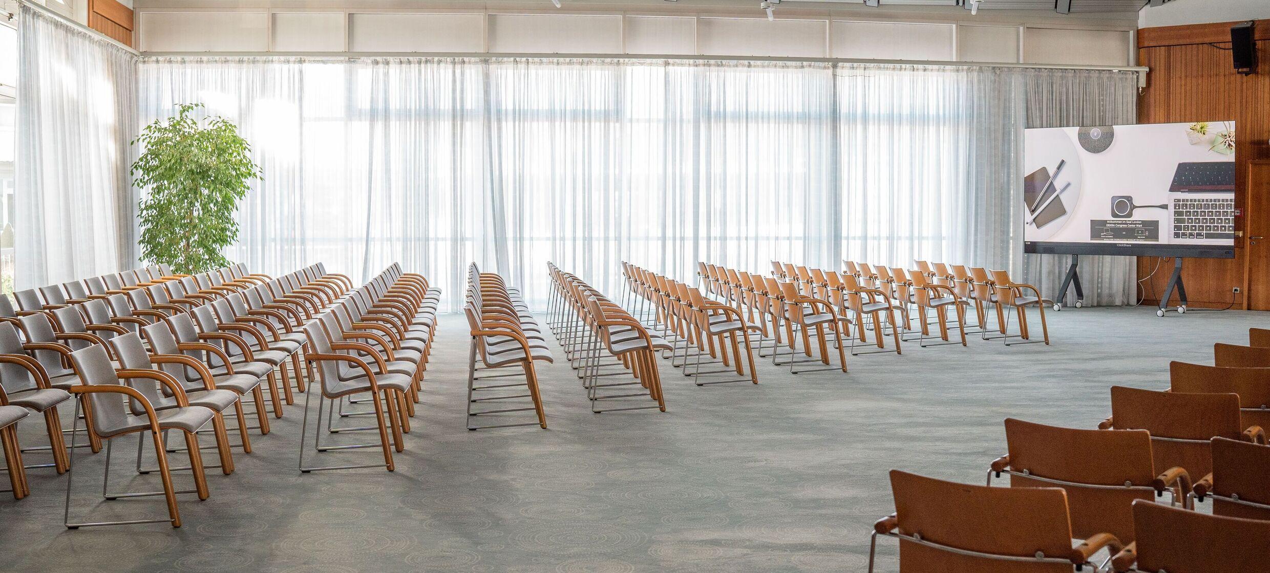 DEKRA Congress Center Wart & DEKRA Congresshotel Wart 19