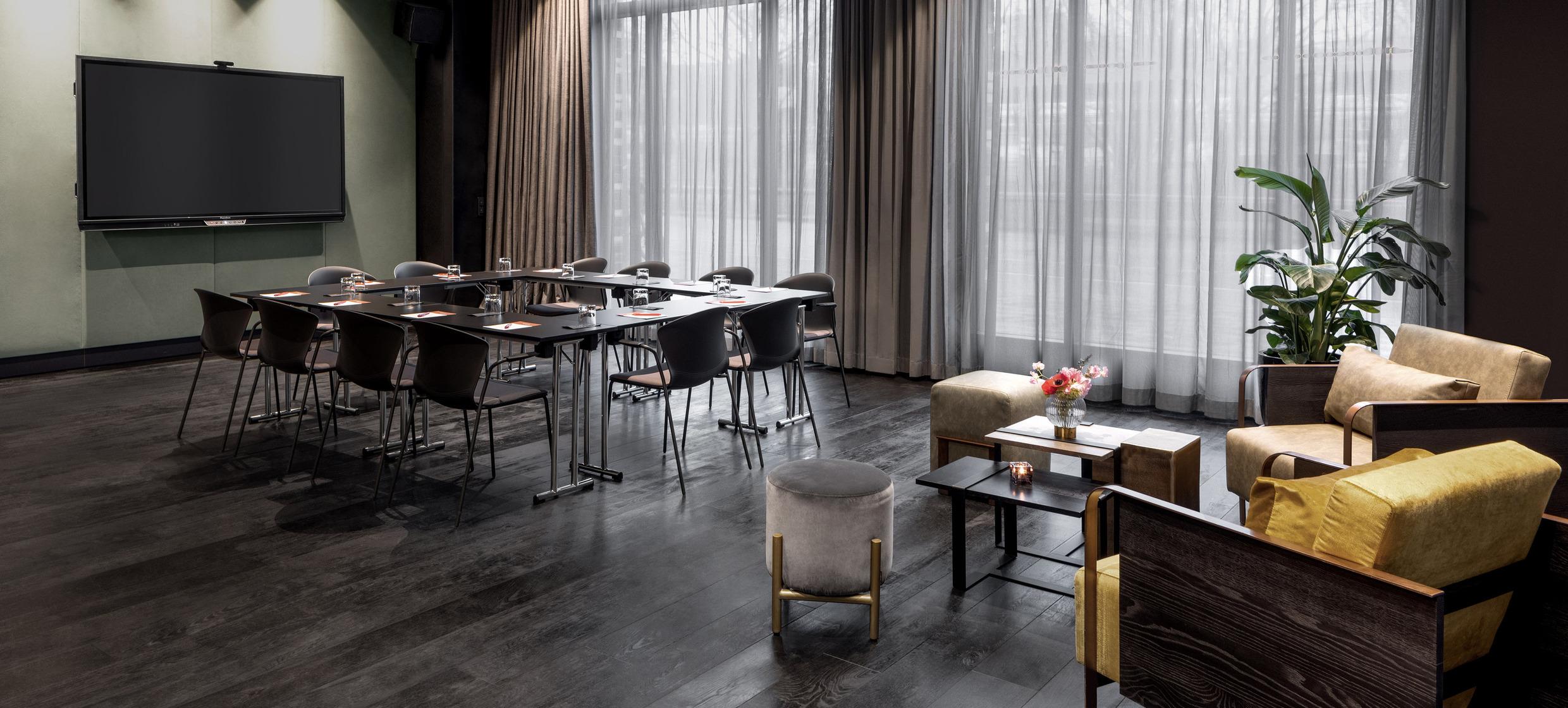 Hotel AMANO East Side 4