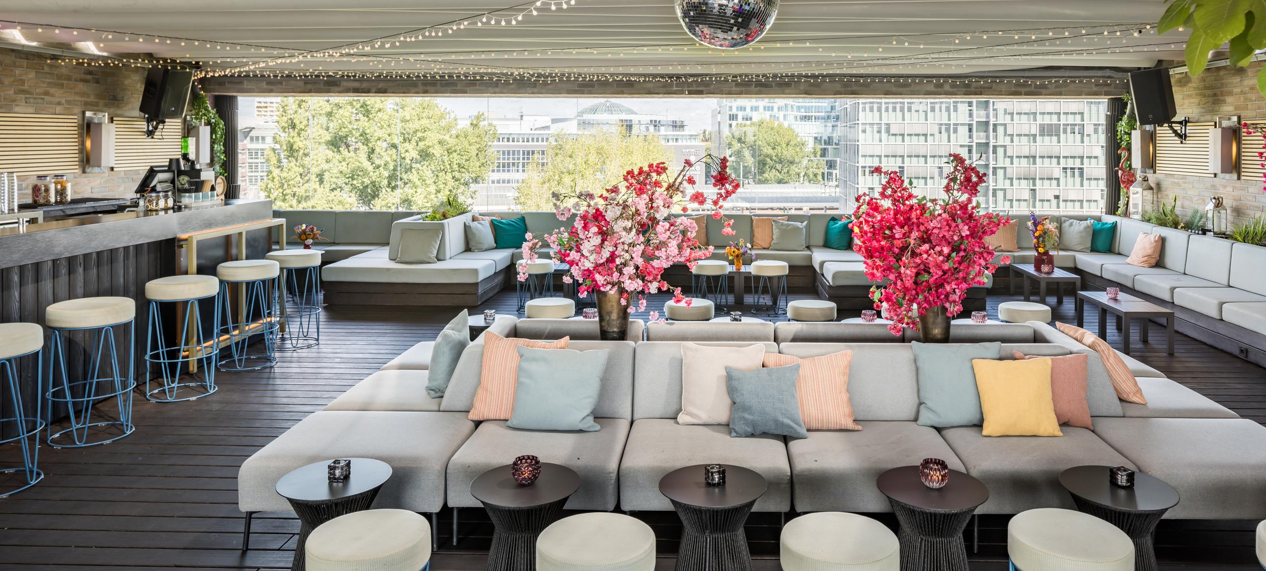 Hotel AMANO East Side 13