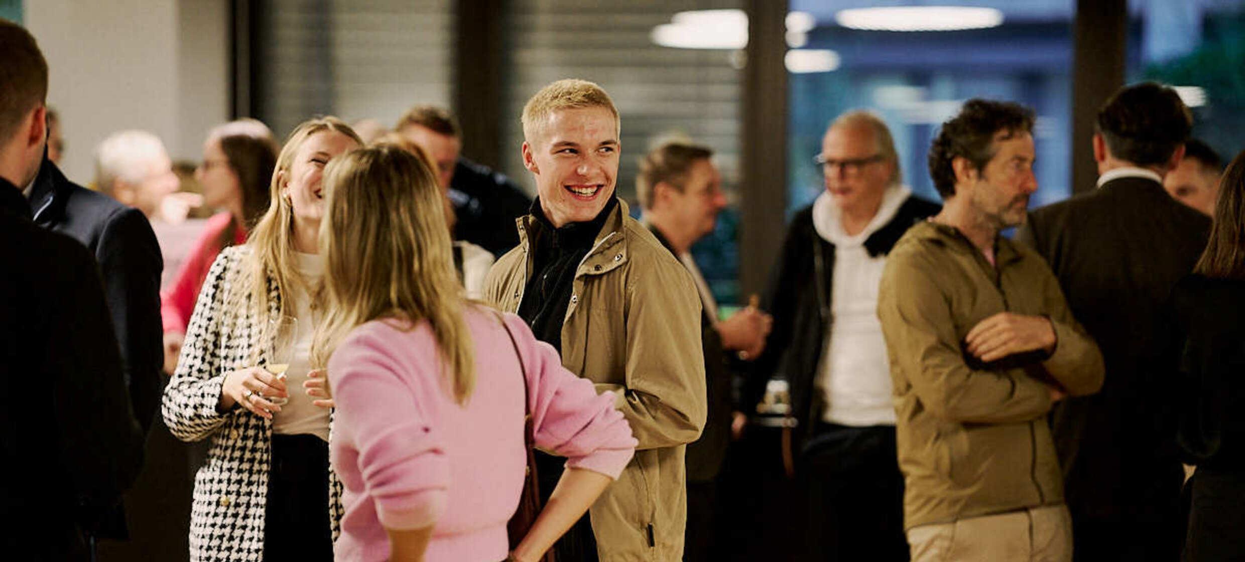 Deine besondere Weihnachtsfeier & Neujahrsfeier @CODE_n 3