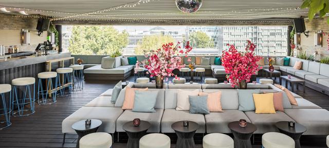 Weihnachtsfeier direkt am Ostbahnhof in Hotel AMANO East Side / Berlin 3