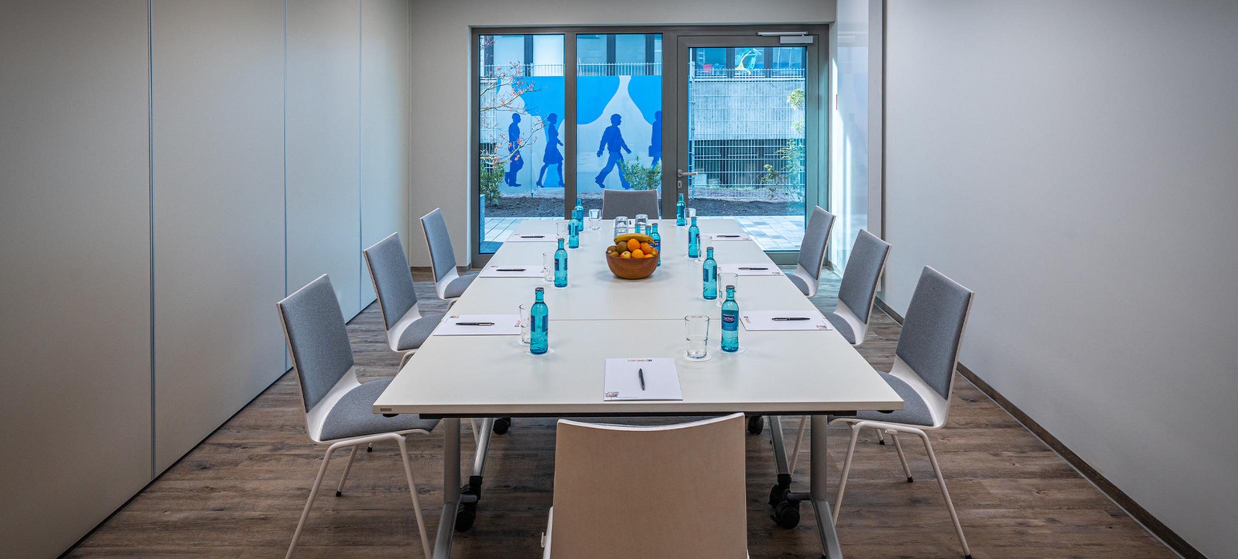 LOGINN Hotel Stuttgart Zuffenhausen 1