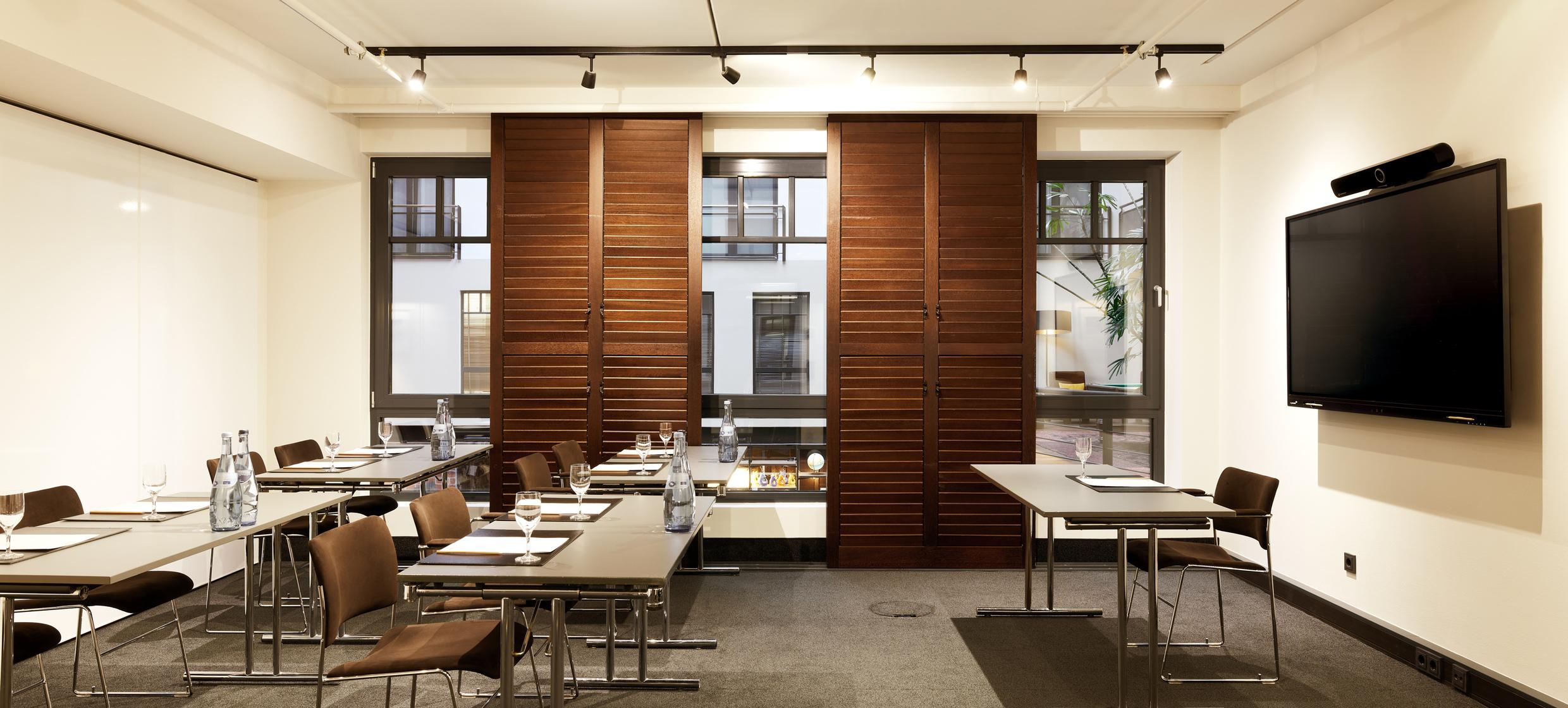 Gastwerk Hotel Hamburg - Atrium 1 in Hamburg / Bahrenfeld 1