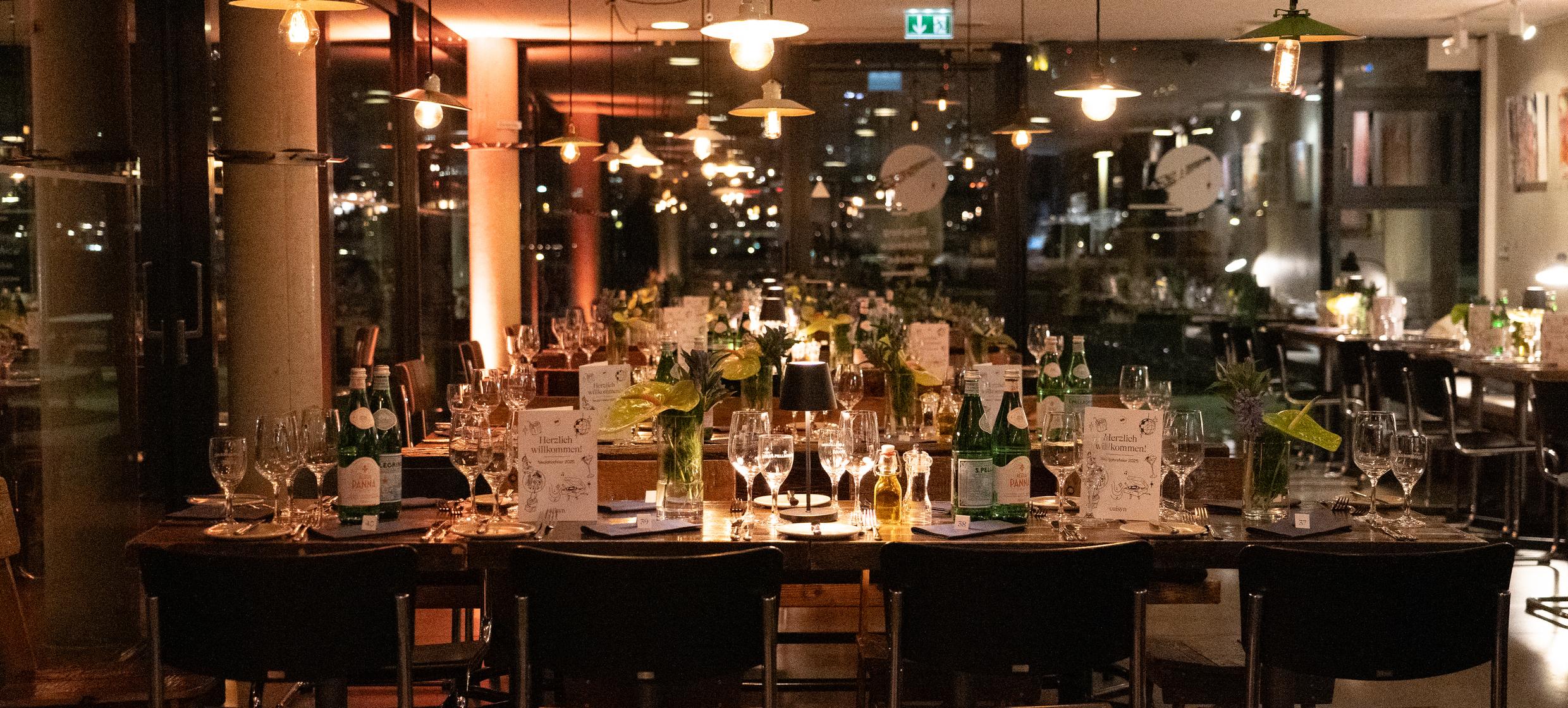 Weihnachtsfeier im OOSTEN Frankfurt 3