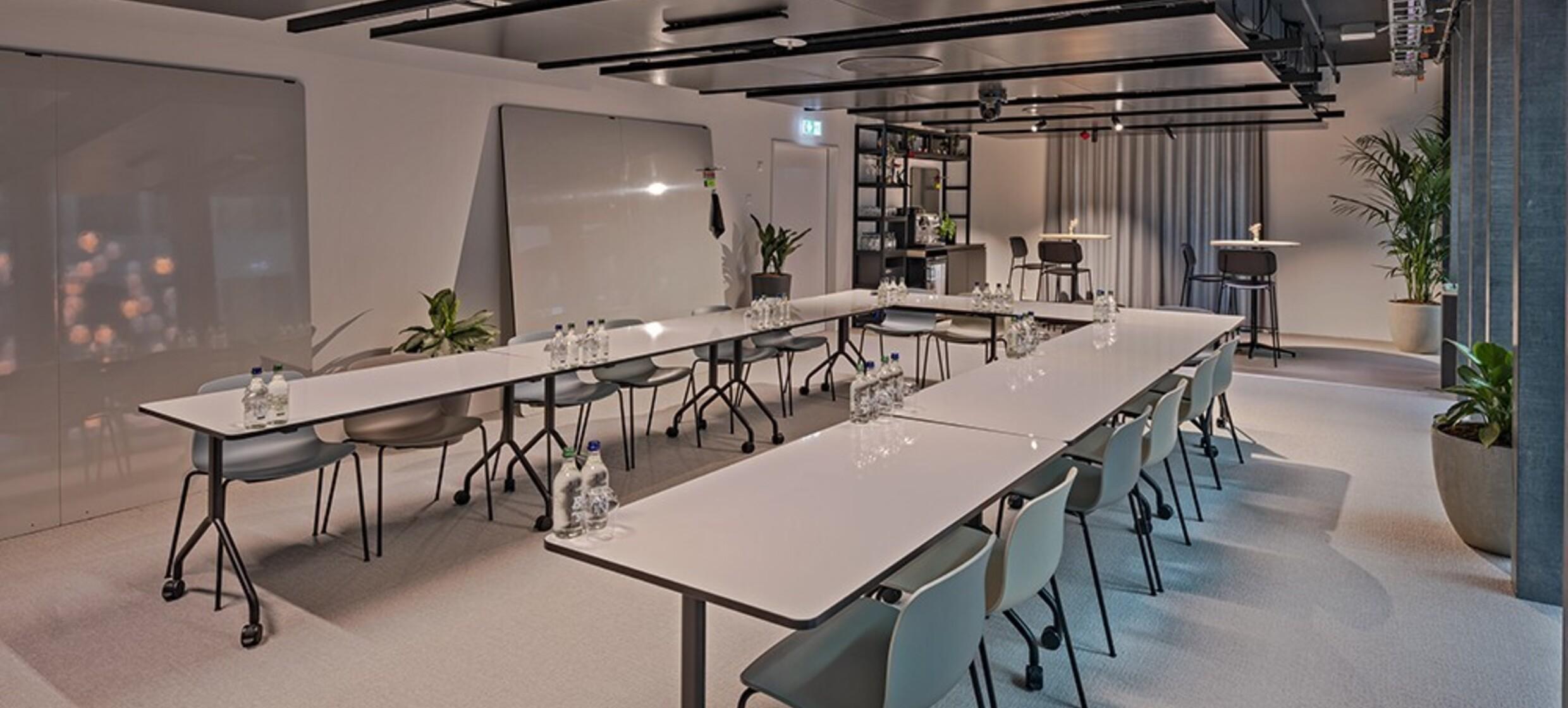 memox | Zürich Flughafen The Circle 9