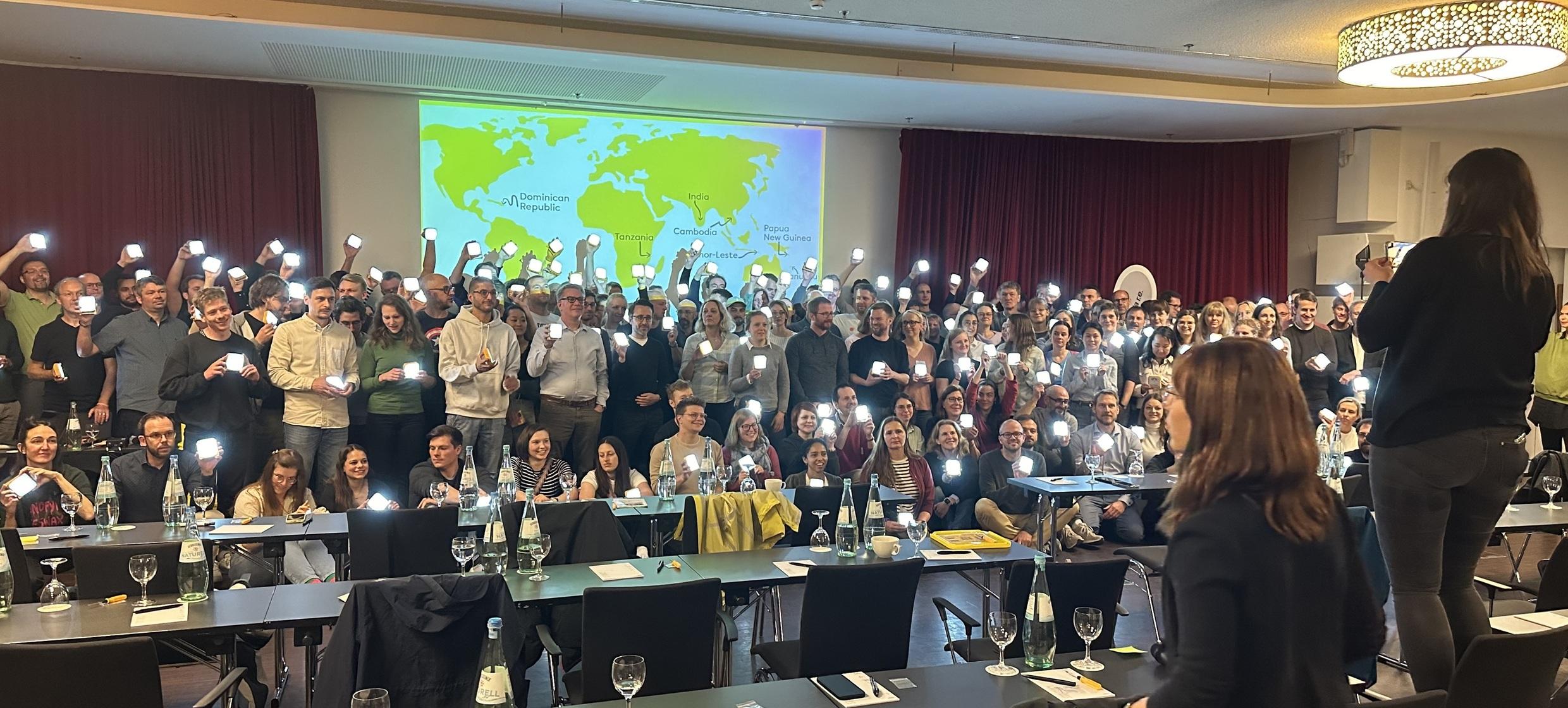 Mehr als Teambuilding: Solarlampe bauen für Kinder der Welt 3