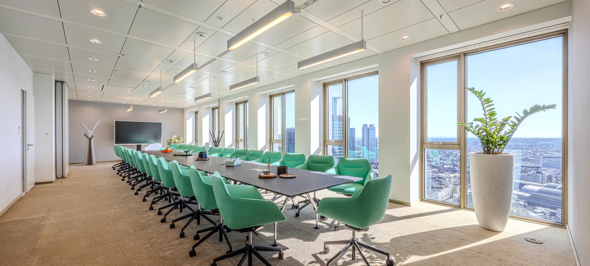 k1 BusinessClub Tower 185 in Frankfurt 1