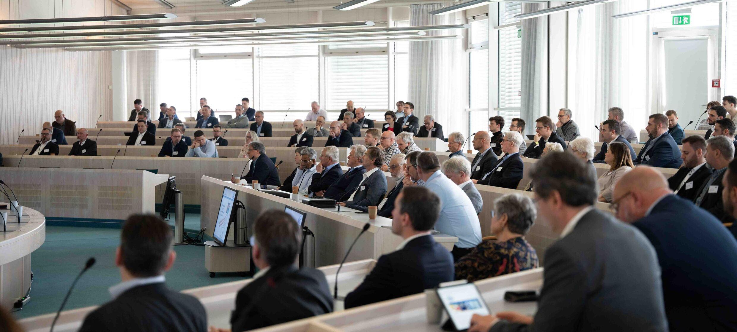 Smart Learning in DEKRA Congress Center Wart & DEKRA Congresshotel Wart / Altensteig 1