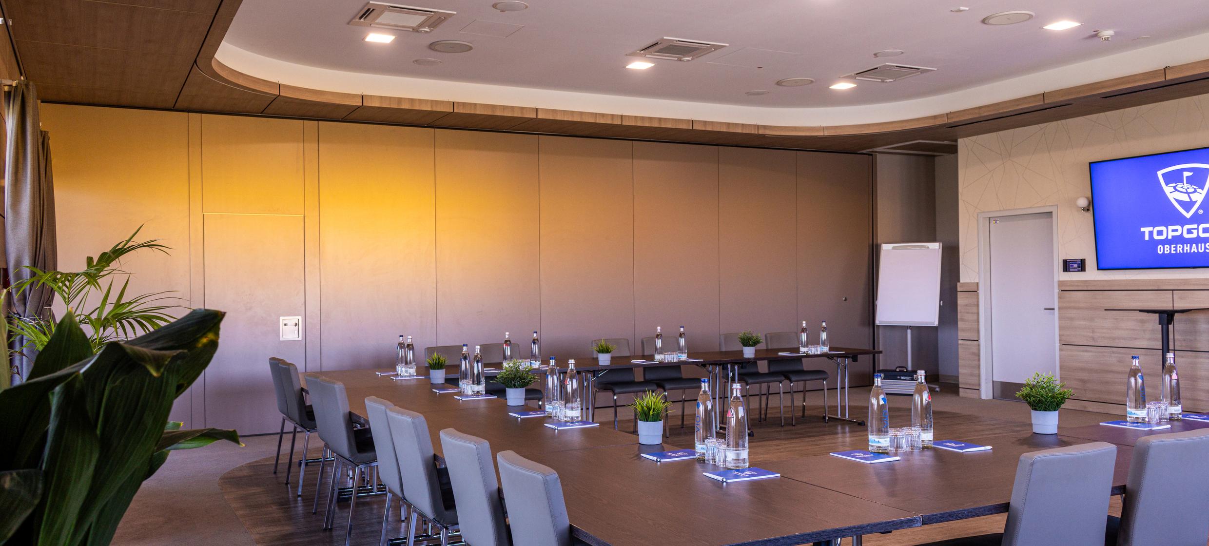 Topgolf Oberhausen - Meetingraum Jakobi 4
