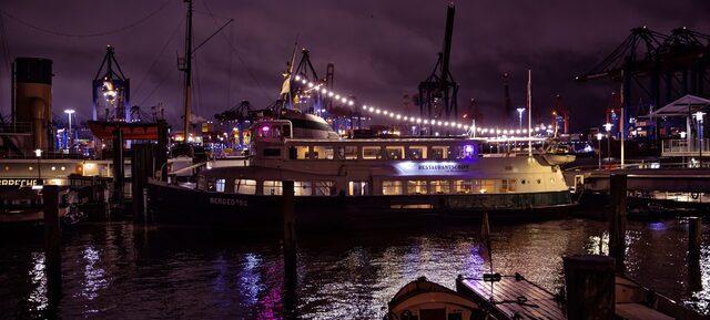 Kaiserperle Museumshafen in Hamburg 9