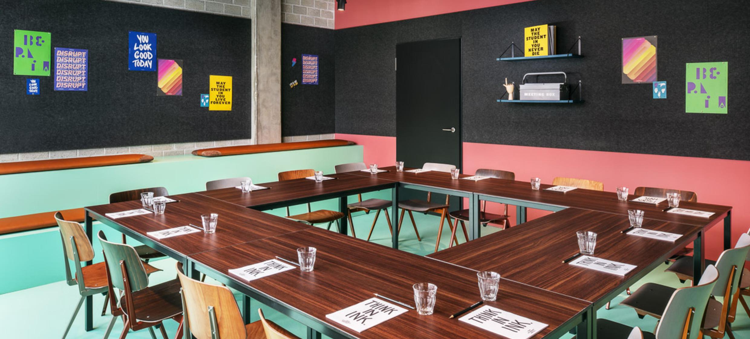 The Social Hub Berlin Meeting Room 1 The Social Hub Berlin Meeting Room 1 in Berlin 1