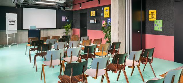 The Social Hub Berlin Meeting Room 3 The Social Hub Berlin Meeting Room 3 in Berlin 2