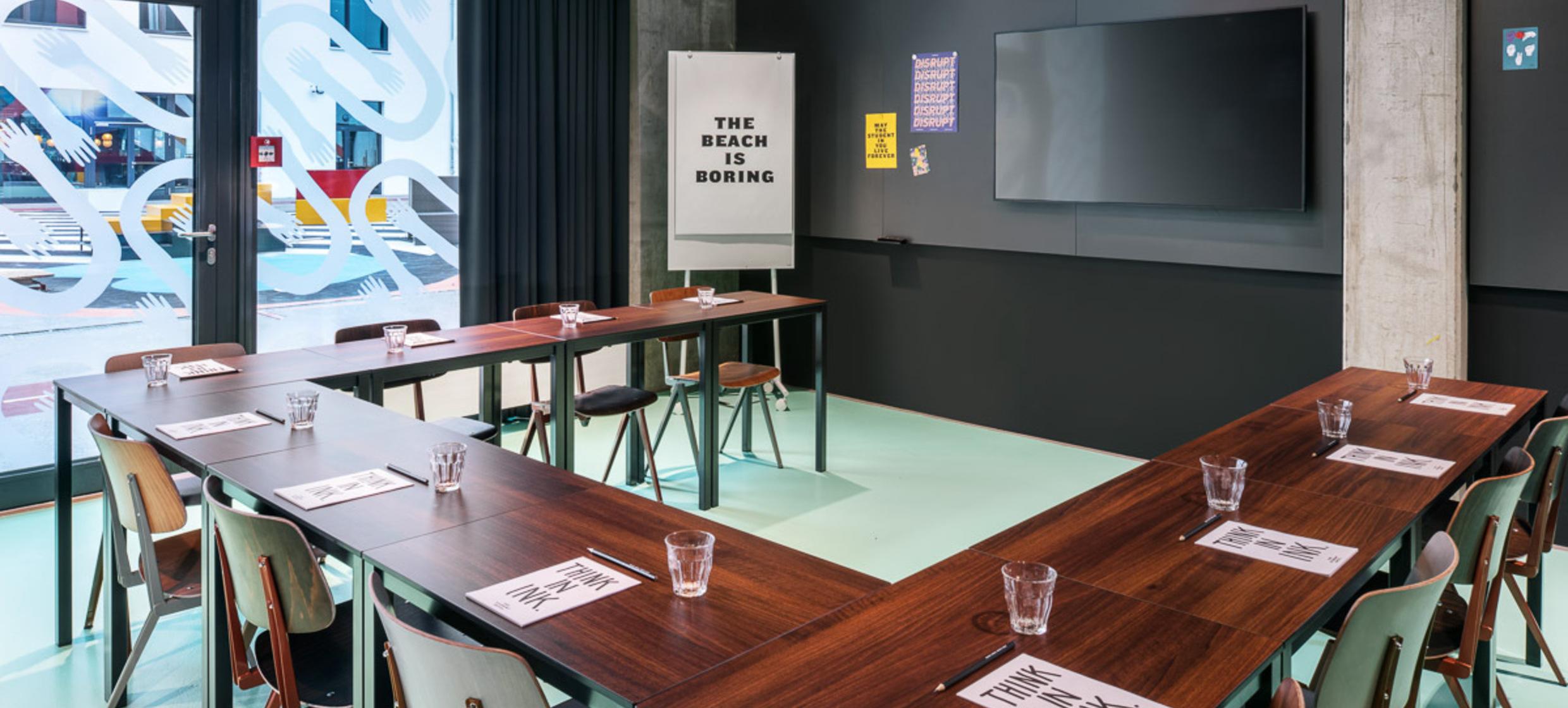 The Social Hub Berlin Meeting Room 4 The Social Hub Berlin Meeting Room 4 in Berlin 1