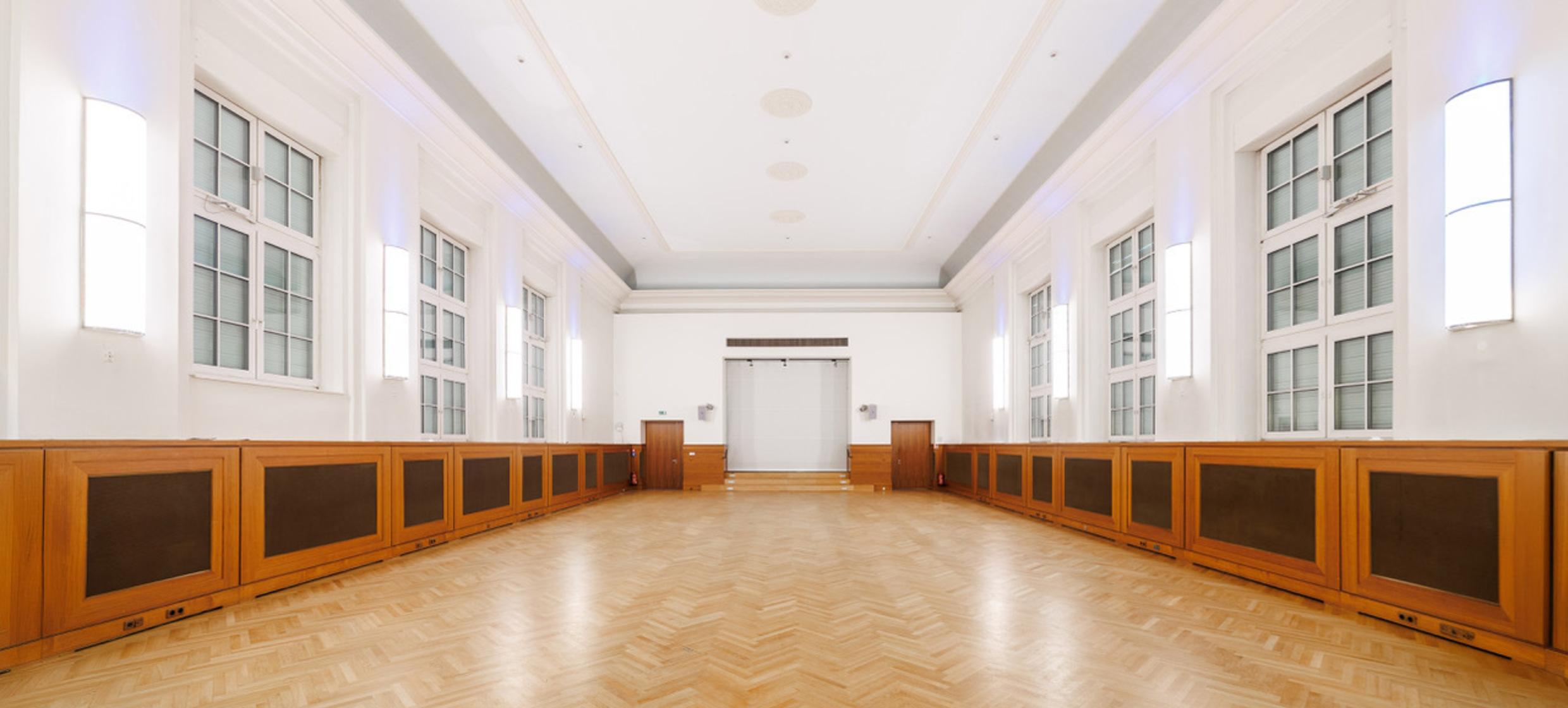 Carrera-Rennbahn im Logenhaus 4