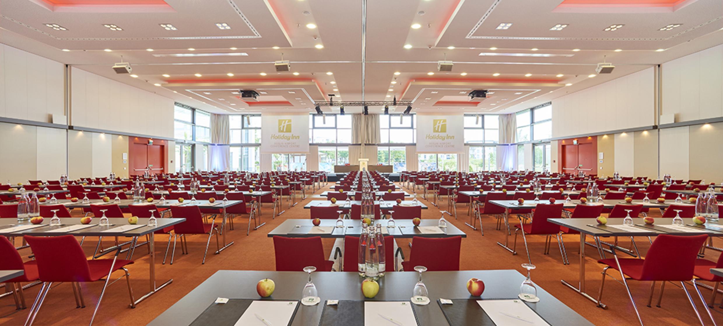 Ganztagspauschale mit Dinner in Holiday Inn Berlin Airport & Conference Centre / Berlin 1