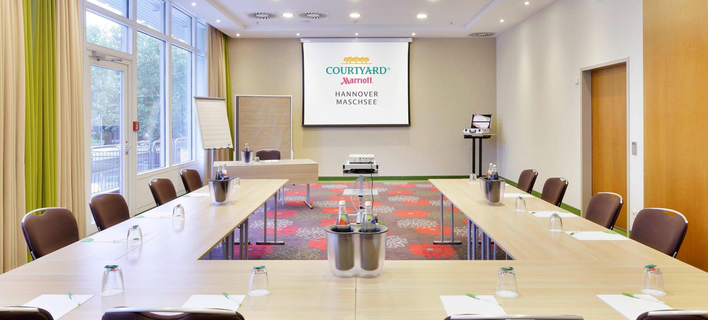 Courtyard Hannover Maschsee 1
