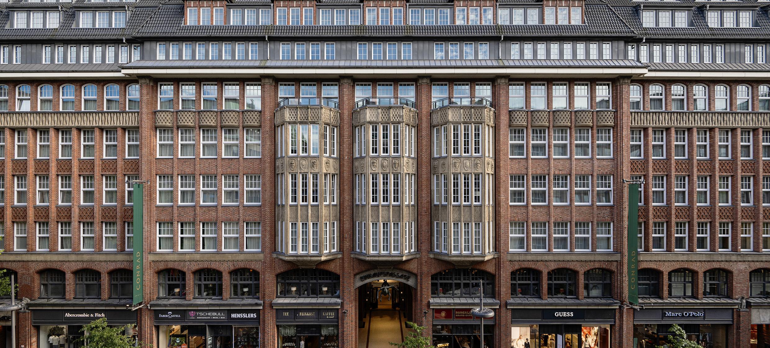 Conrad Hotel Hamburg in Hamburg 1