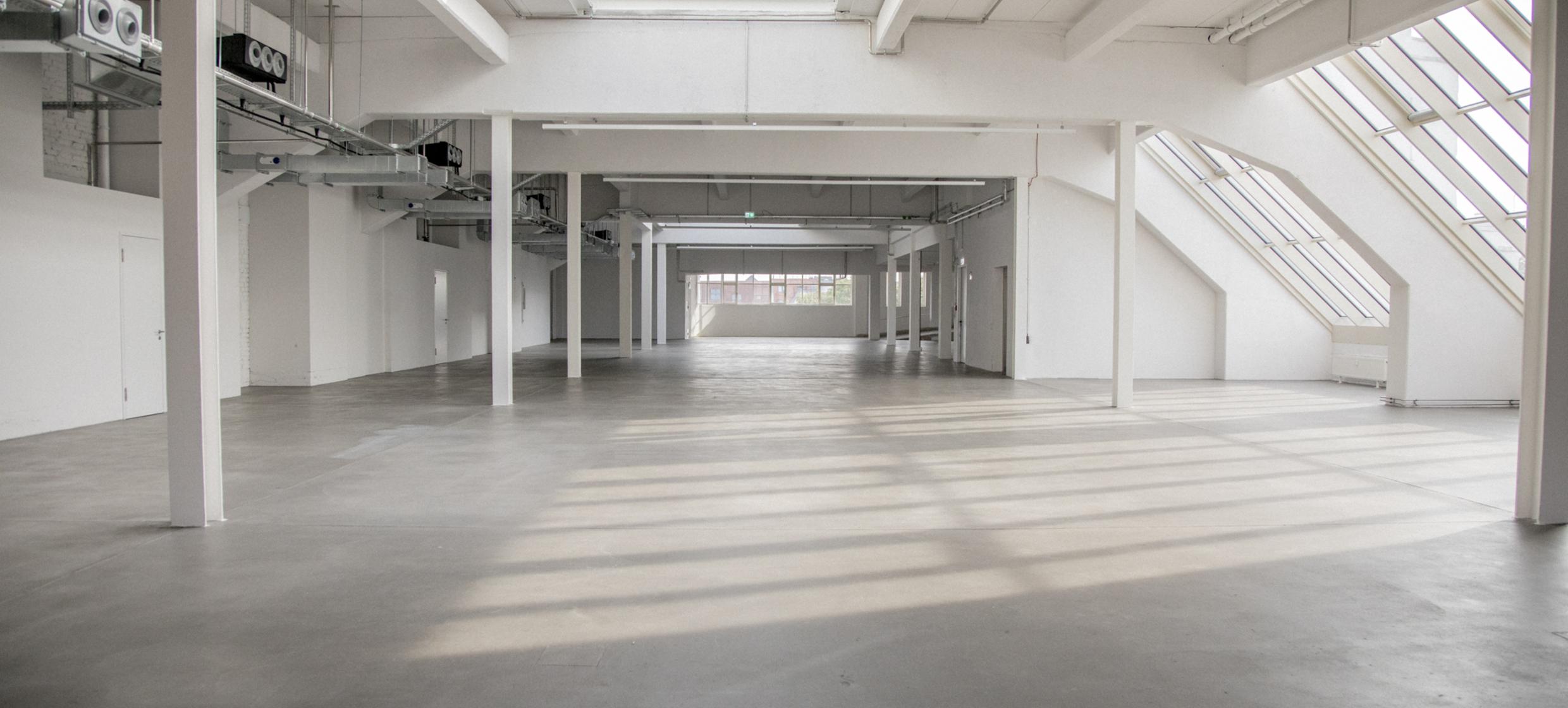 Kant-Garagenpalast 4