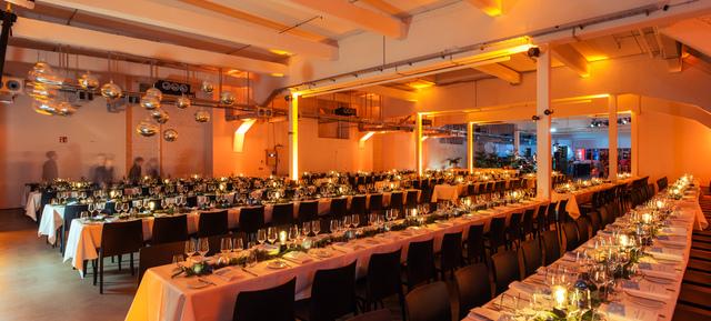 Weihnachtsdinner in Kant-Garagenpalast  / Berlin 2