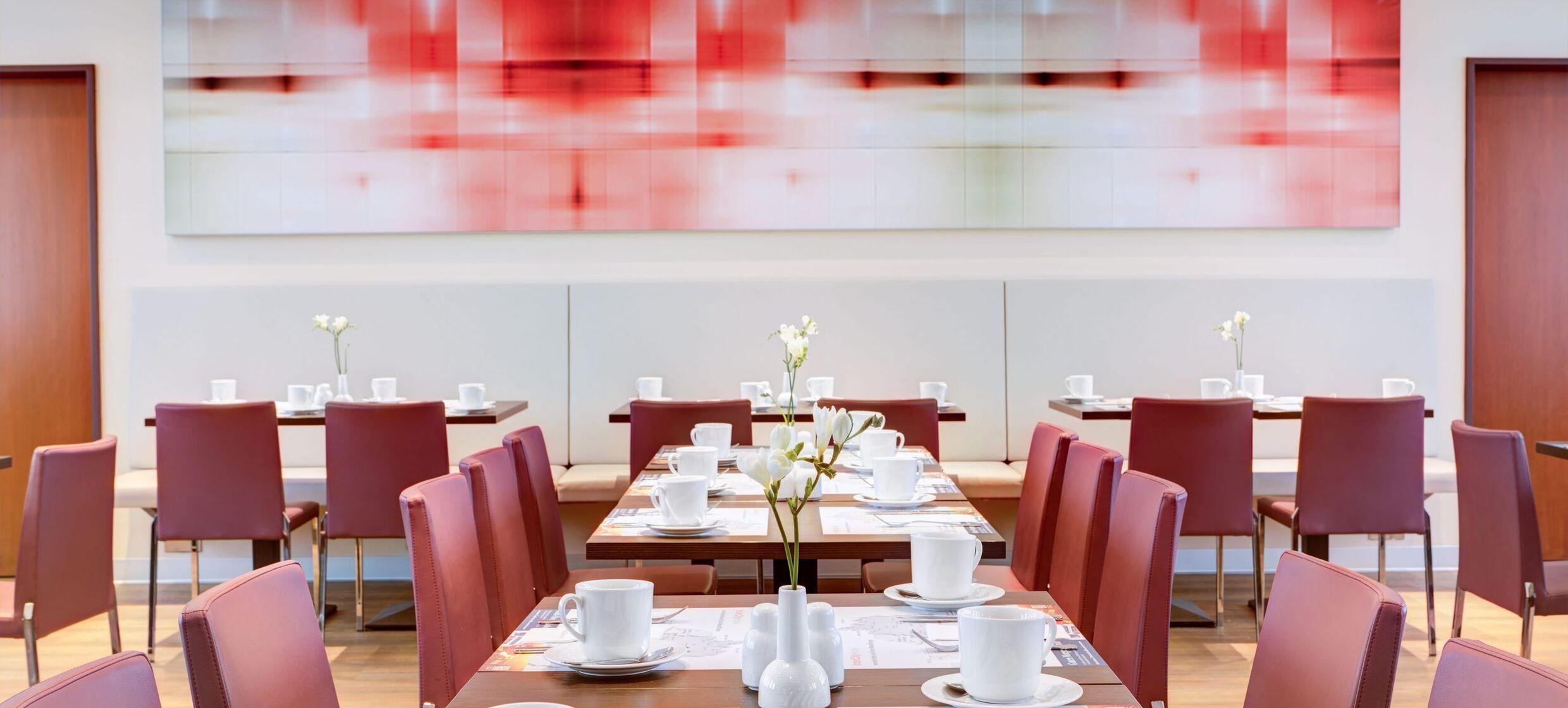 IntercityHotel Berlin Ostbahnhof 2