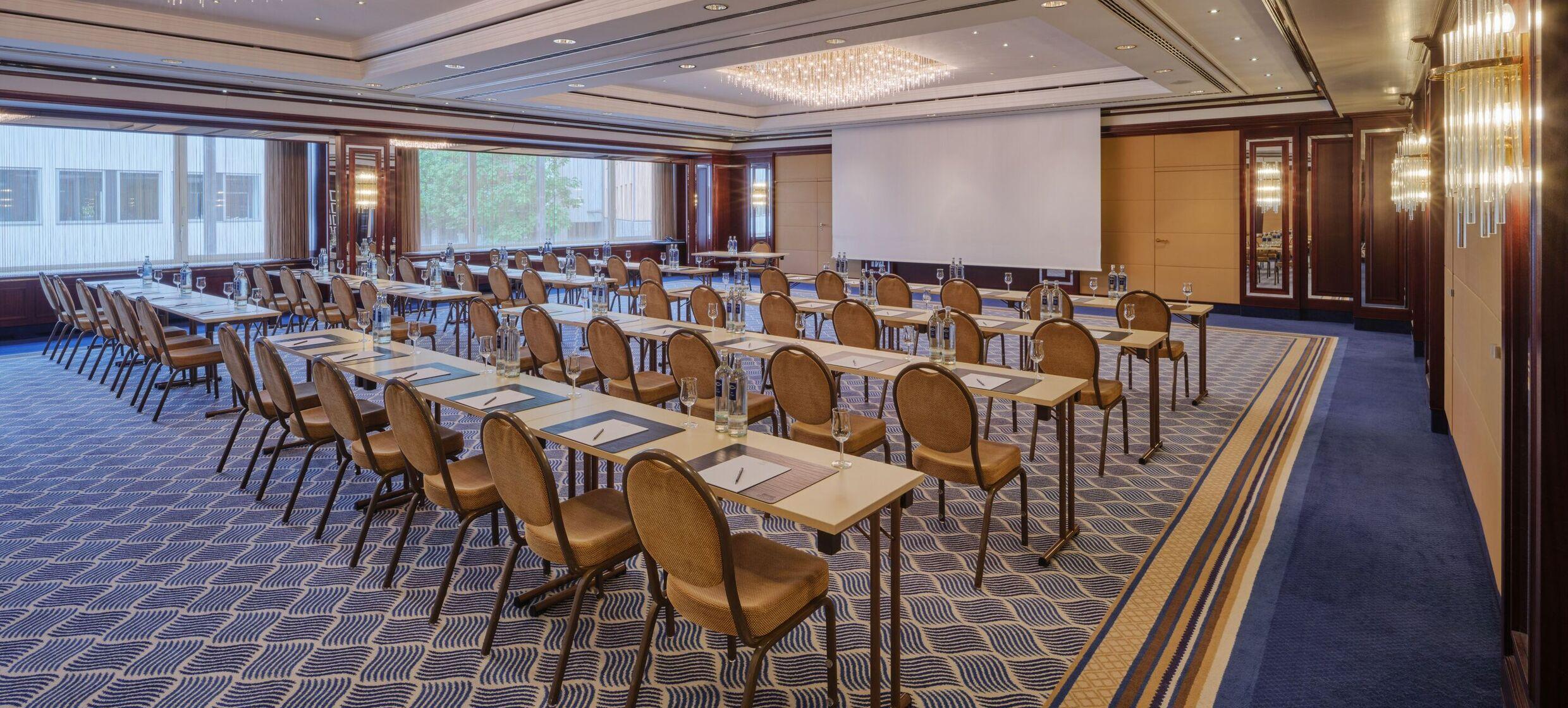 Steigenberger Graf Zeppelin 3