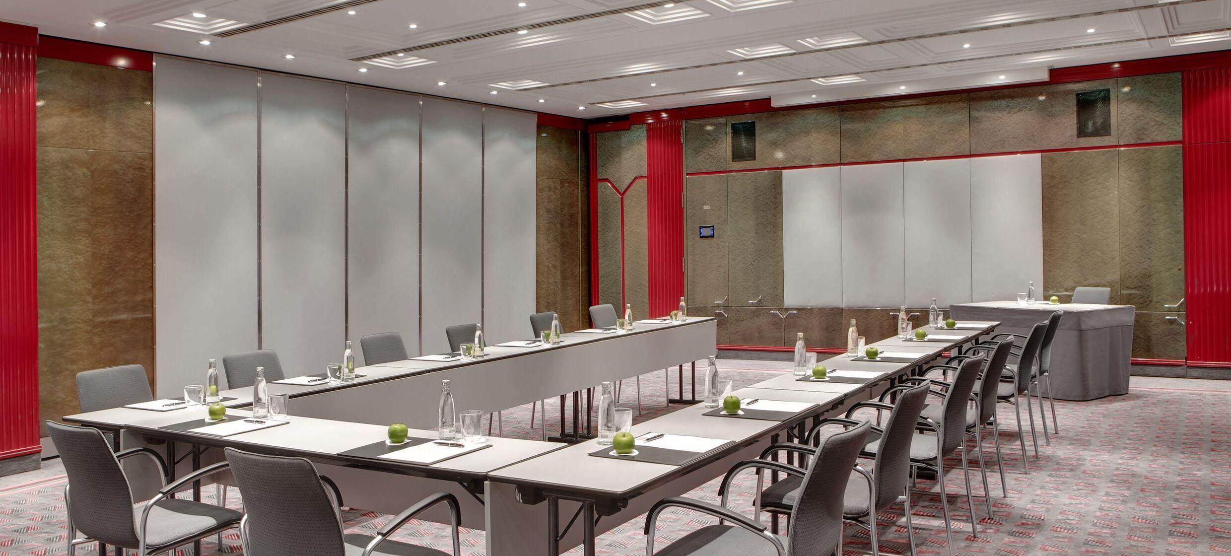 Steigenberger Airport Hotel Frankfurt in Frankfurt / Flughafen 1