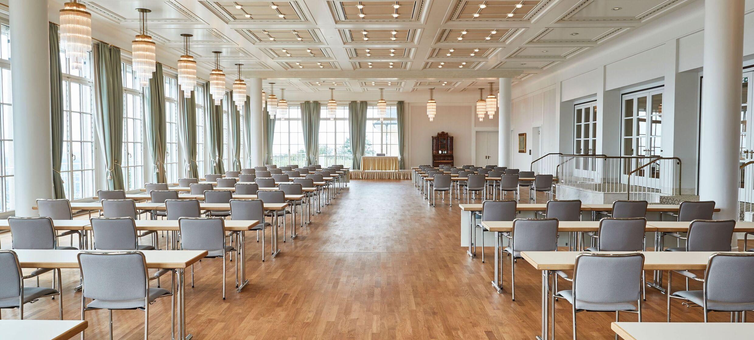 Steigenberger Icon Grandhotel & SPA Petersberg 1