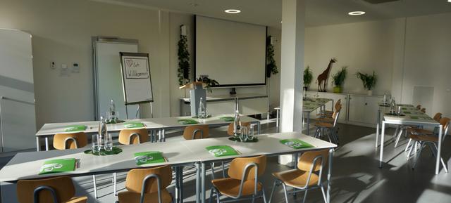 Ganztagspauschale Indigo in Marché im Zoologischen Stadtgarten Karlsruhe / Karlsruhe 2