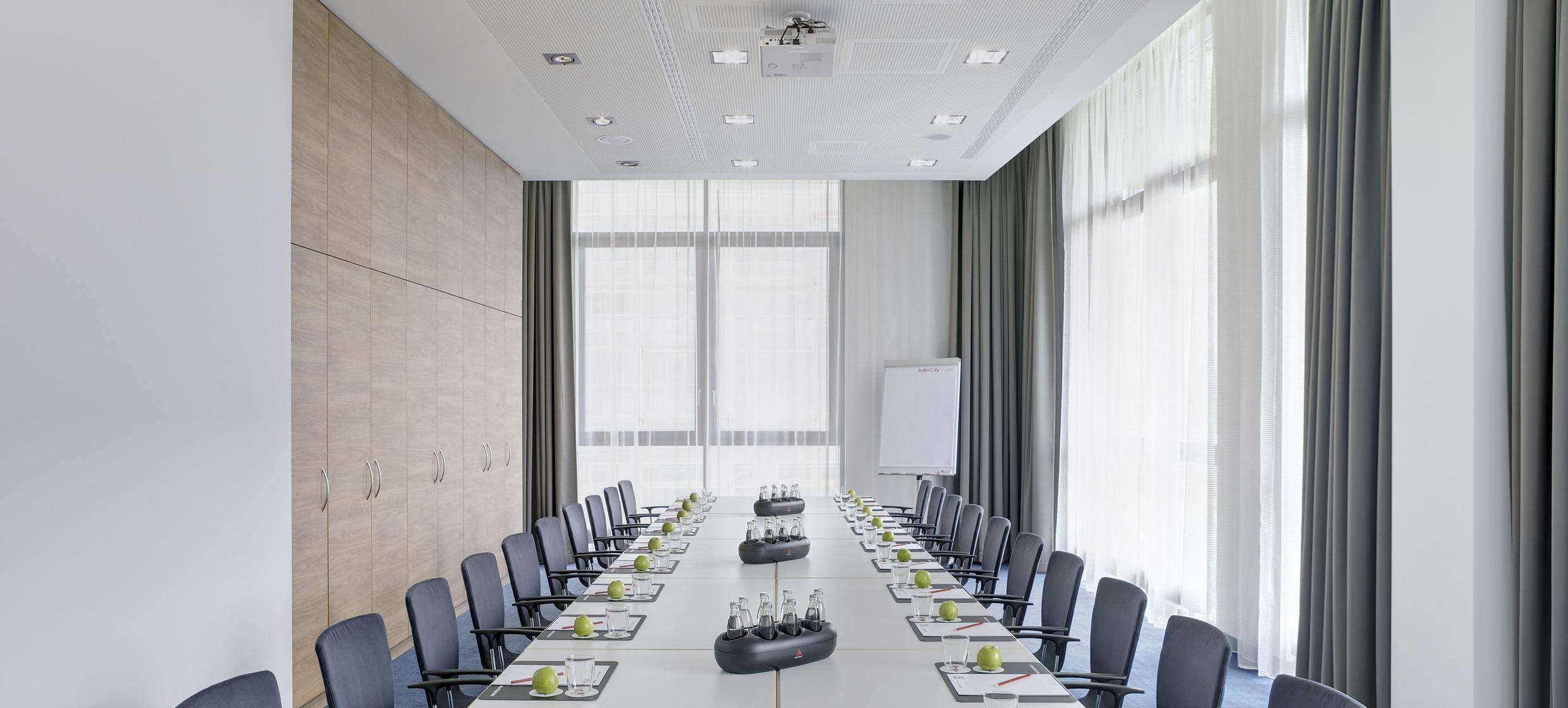 IntercityHotel Berlin Hauptbahnhof 3