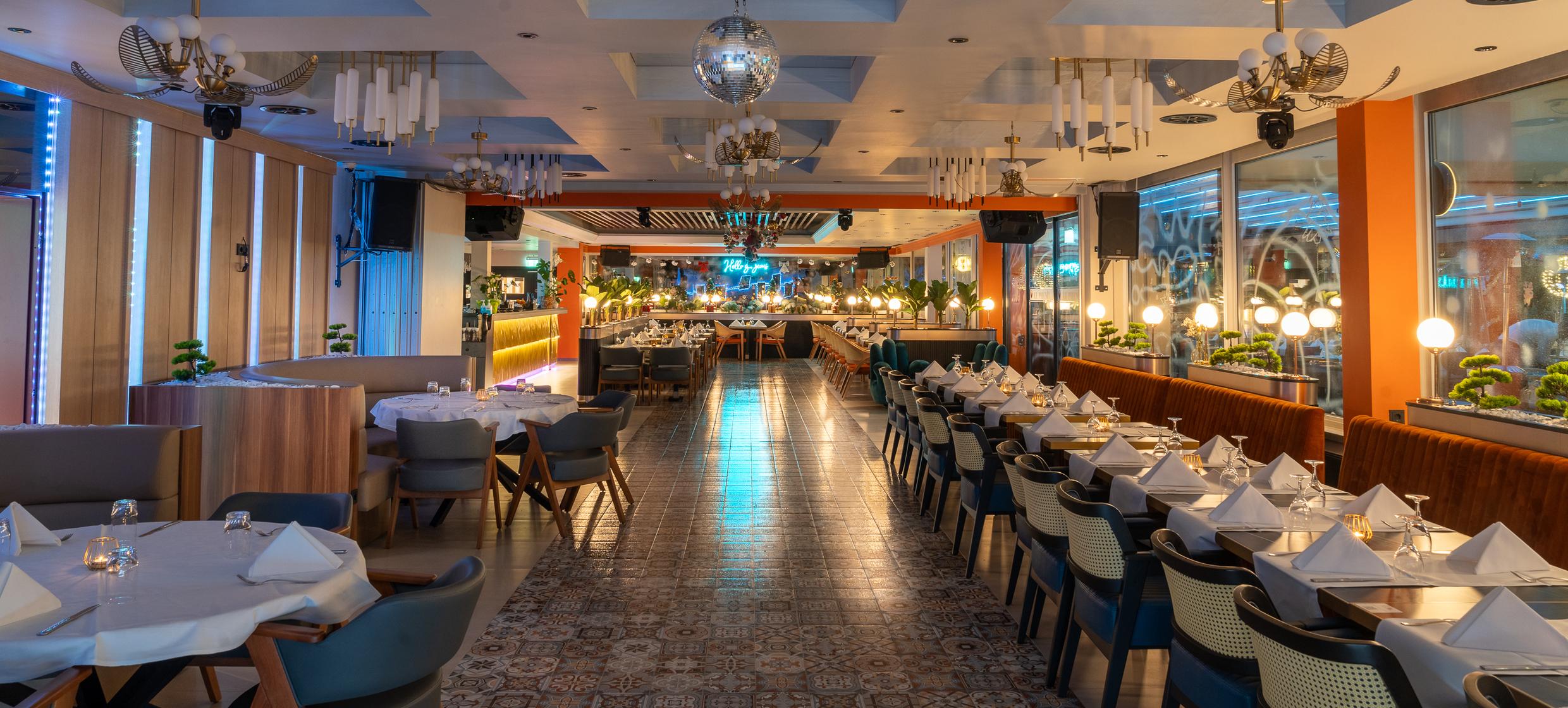 LE PHENIX in Frankfurt 1