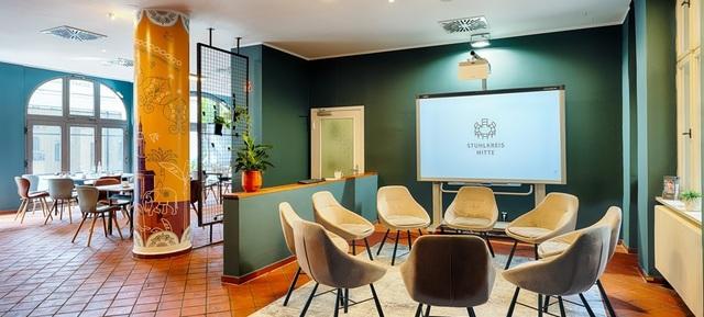 Stuhlkreis Mitte in Berlin / Mitte 2