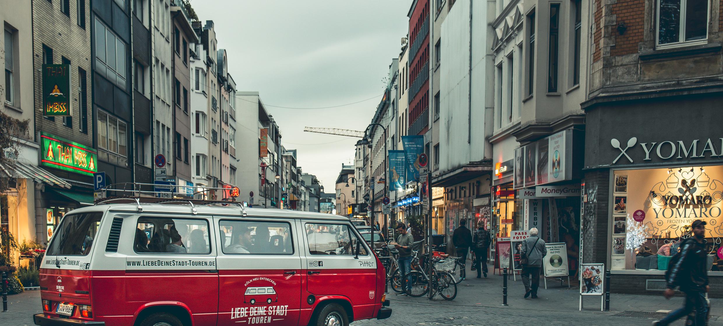 Weihnachtstour / Stadtrundfahrt im Oldtimer Bulli | Teamevent & Teambuilding (3h) 4