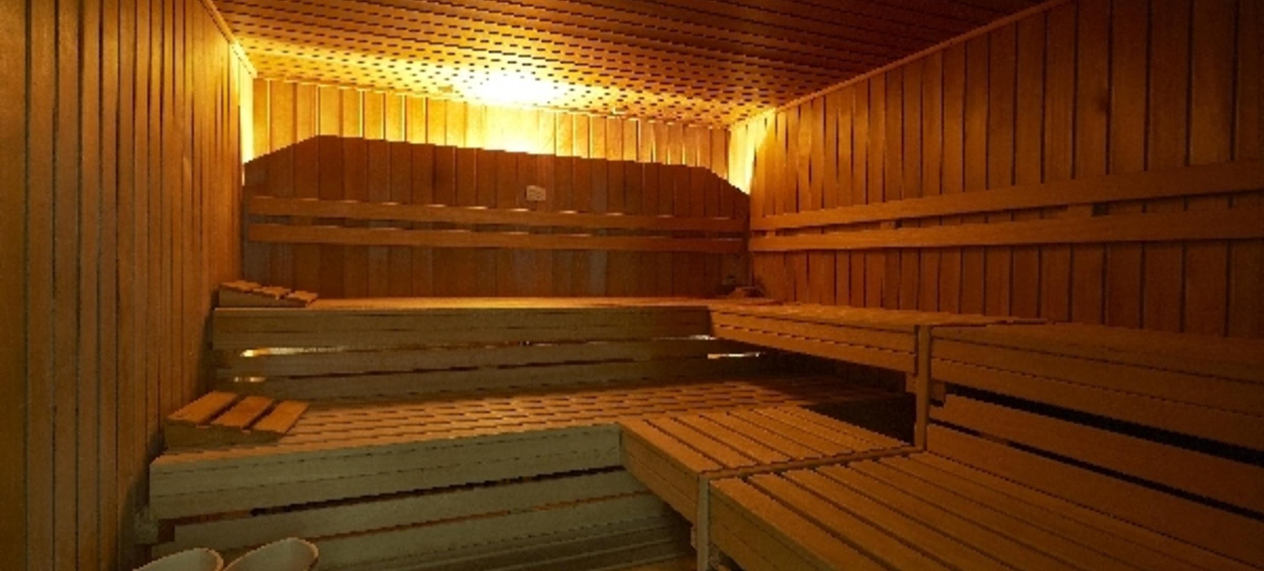 IntercityHotel Frankfurt Airport 14