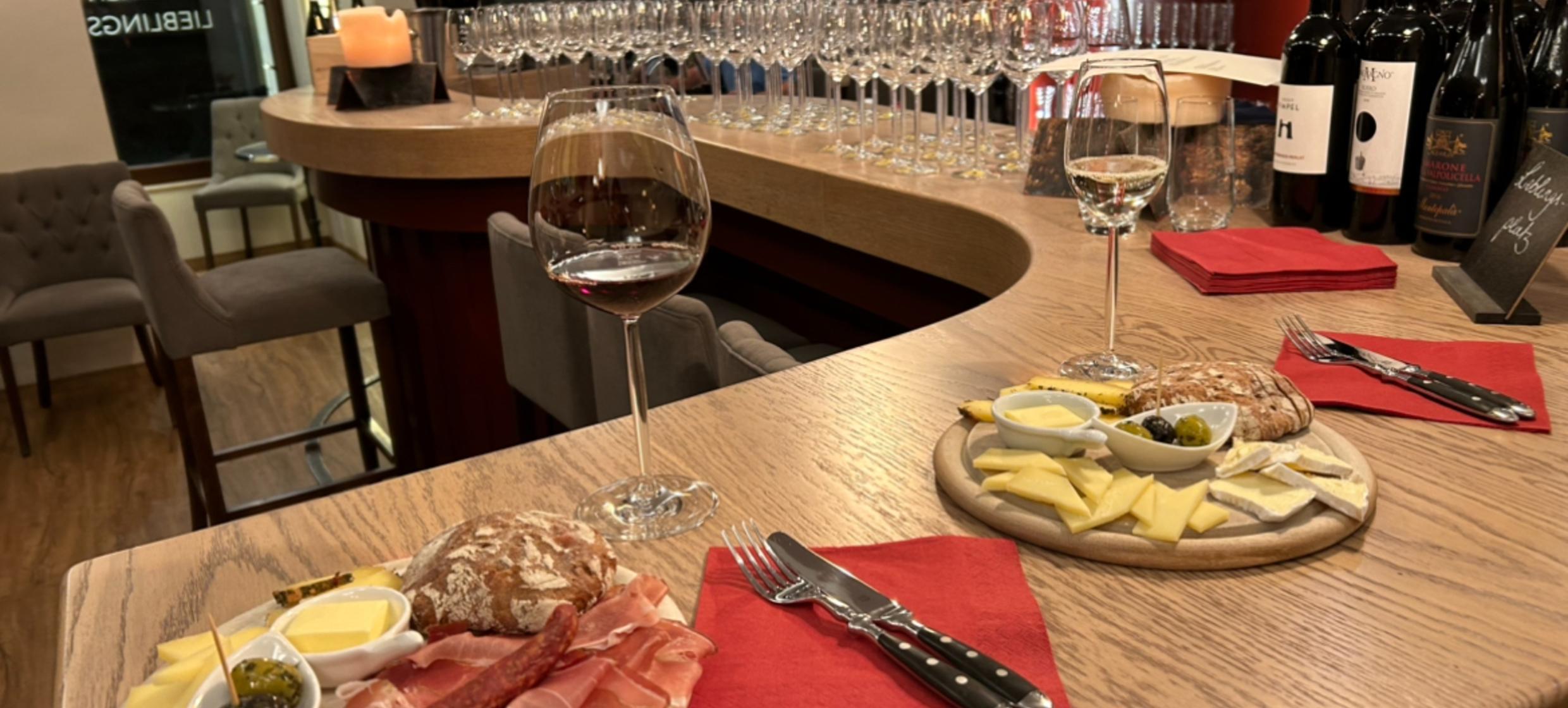 Weinprobe in der ROSE Wein-Brasserie, direkt vom kleinen familiengeführten Weingut 2