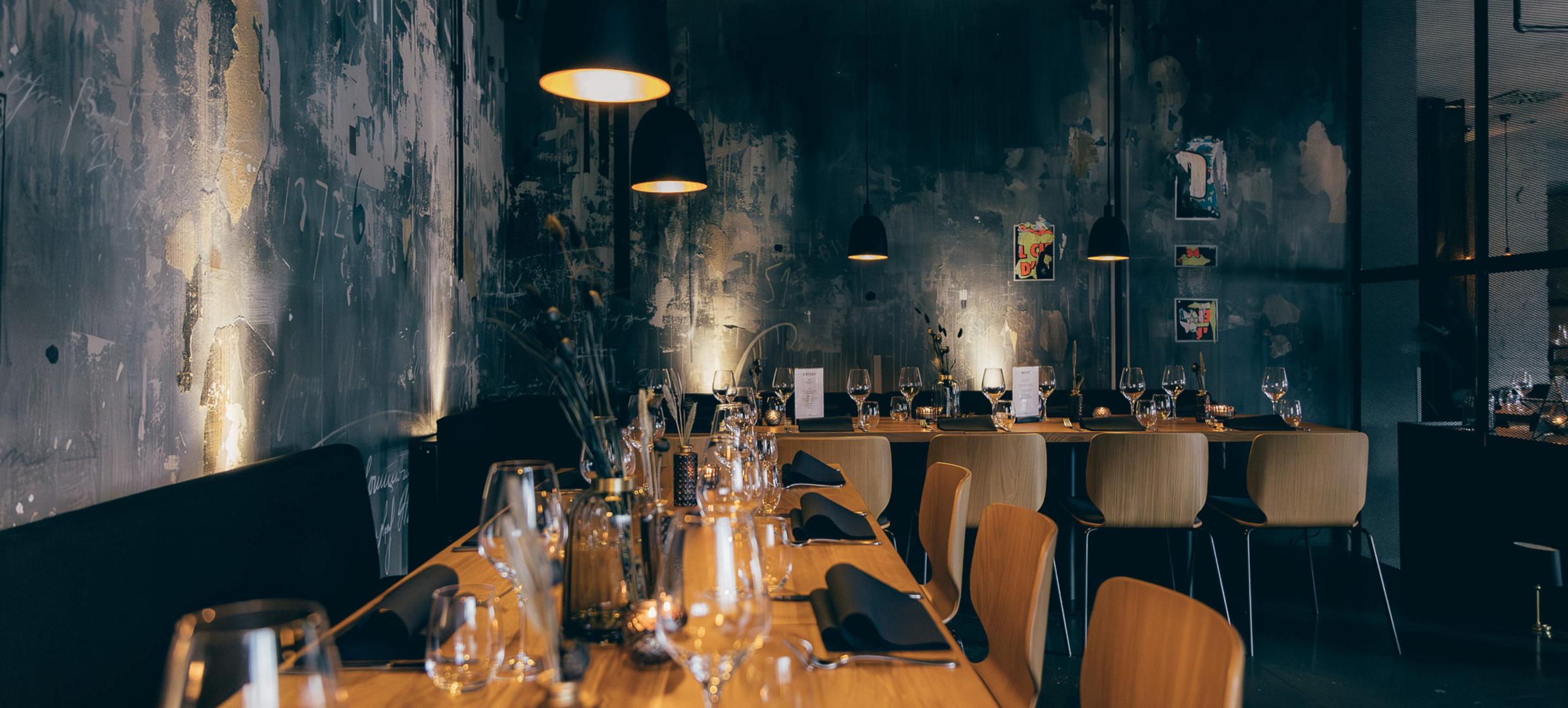 VINTAGE LOCATIONS 18