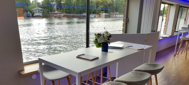 Seminarschiff Orca ten Broke in Berlin 3