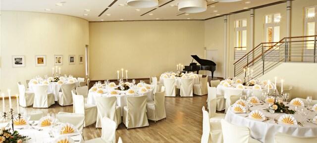 Heiraten im Kleinhuis Hotel Baseler Hof in Kleinhuis Hotel Baseler Hof - Esplanade Hamburg / Hamburg 2