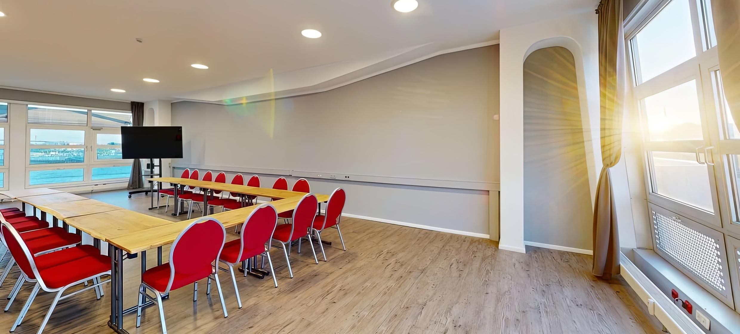 Opernloft im Alten Fährterminal - Konferenzraum "Kompass" in Hamburg 1