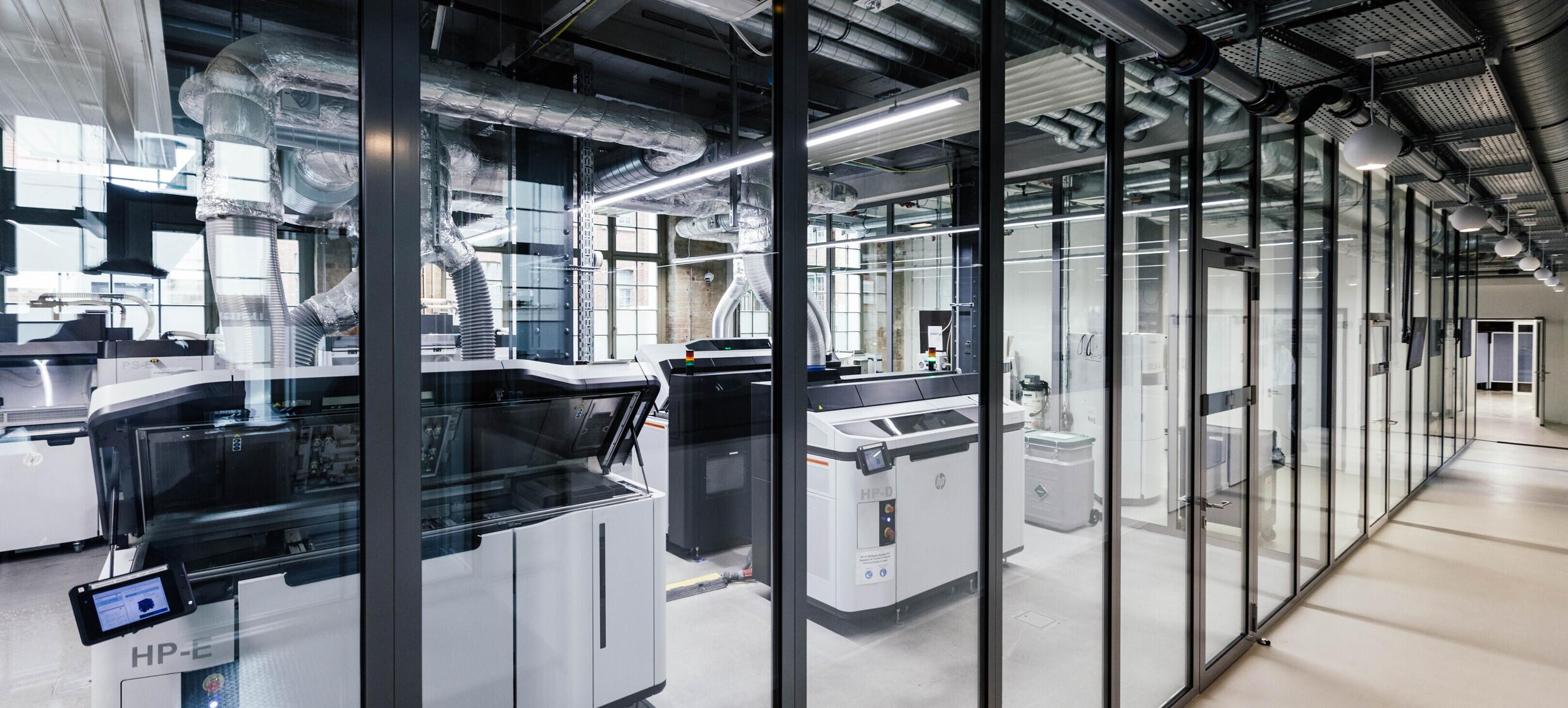 Gläserne 3D Fabrik 4