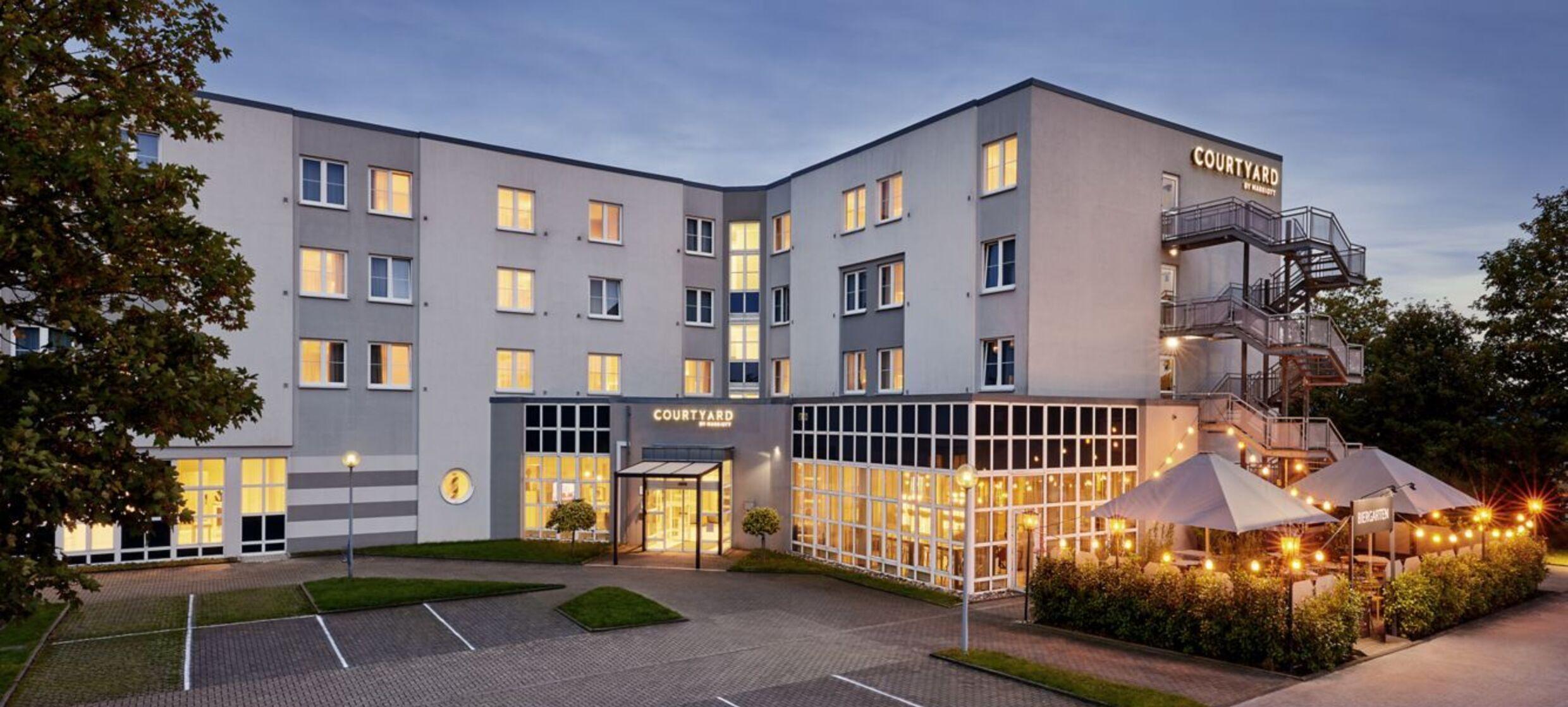 Courtyard by Marriott Dortmund 11