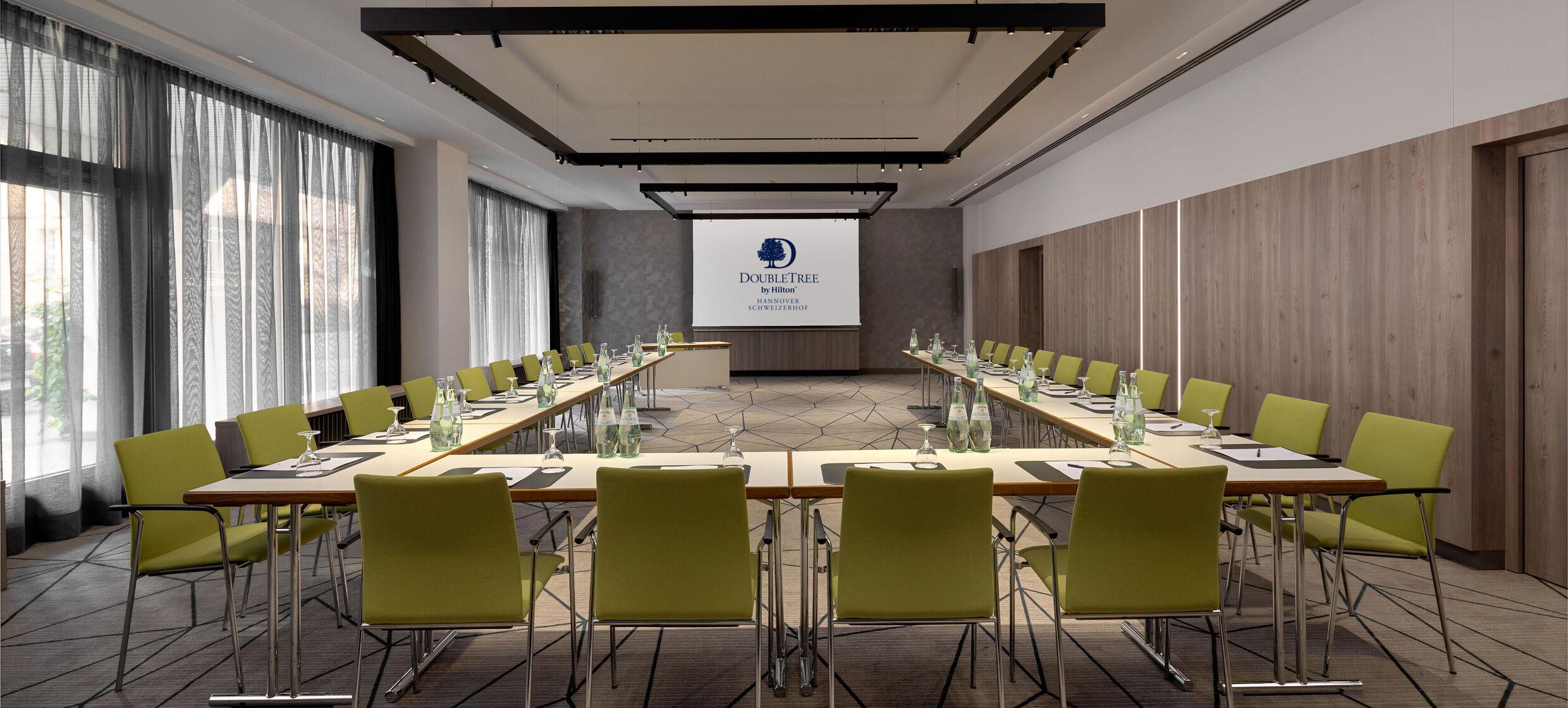 Ganztagespauschale in DoubleTree by Hilton Hannover Schweizerhof / Hannover 1